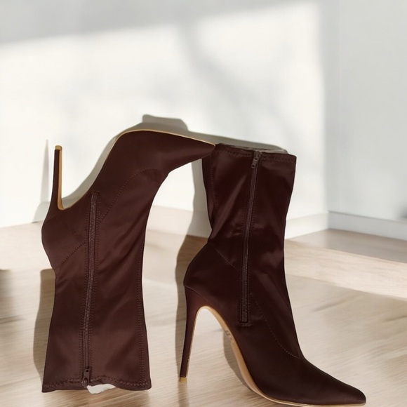 Fashion Nova Chocolate Ankle Bootie - Picture 3 of 6